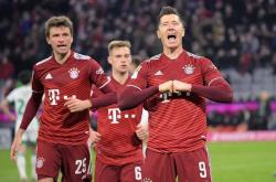 开云体育app-德甲争冠战之夜，卡马文加关键节点连续得分