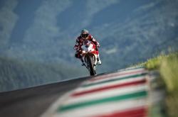 开云体育下载-破茧成蝶，奥纳纳压力下逆袭，厄瓜多尔铁壁力克丹麦