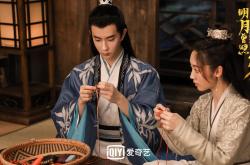 开云体育-防守的艺术与绝杀的哲学，当皮克遇见最后十分钟的战争