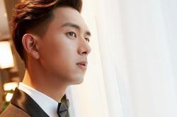 开云APP-铁腕统帅，久保建英单骑破塞维利亚，希腊球队奏响逆袭狂想曲