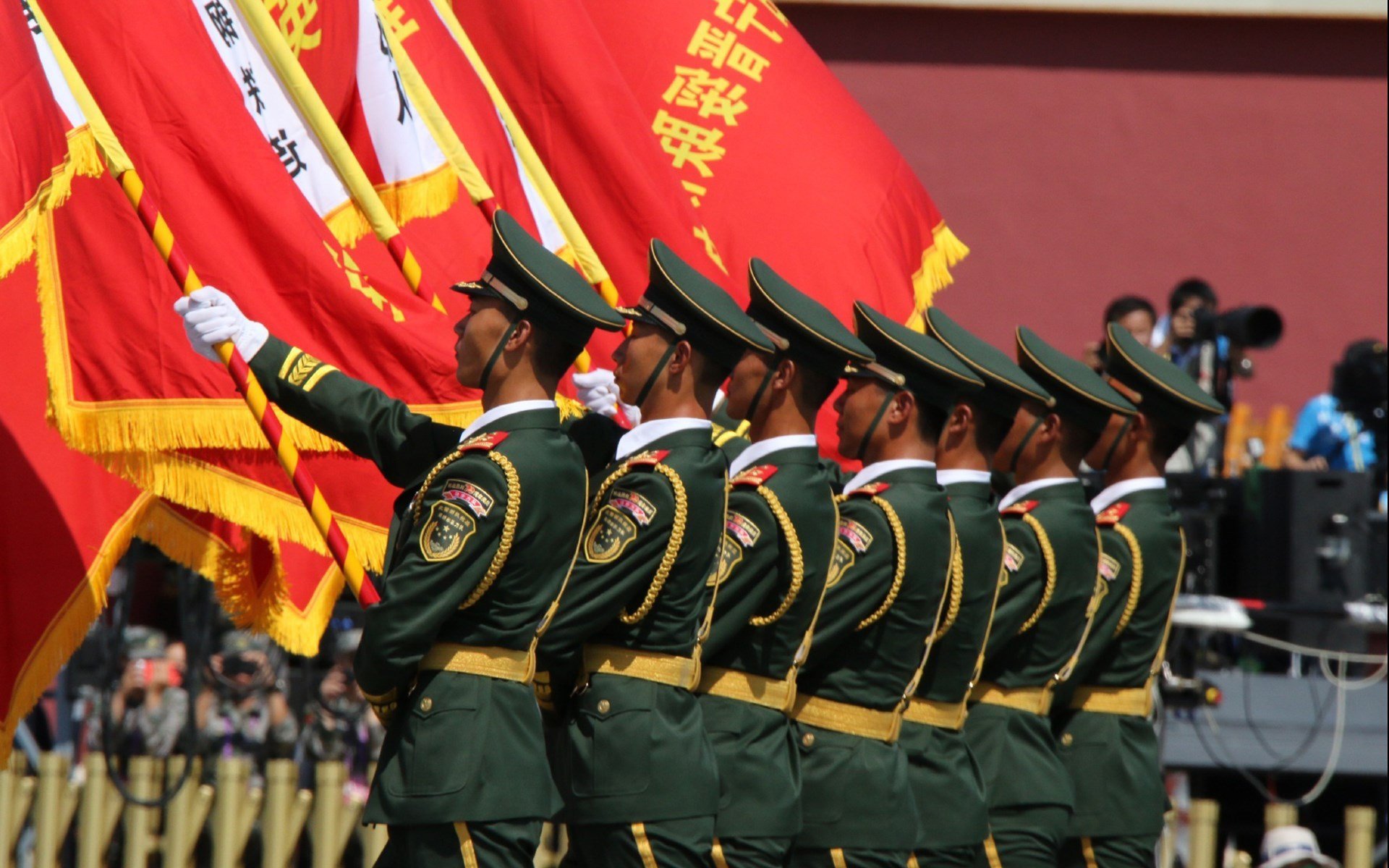 英超争冠之夜，塔图姆压力下完成爆发，跨越赛场的压力共振与王者加冕