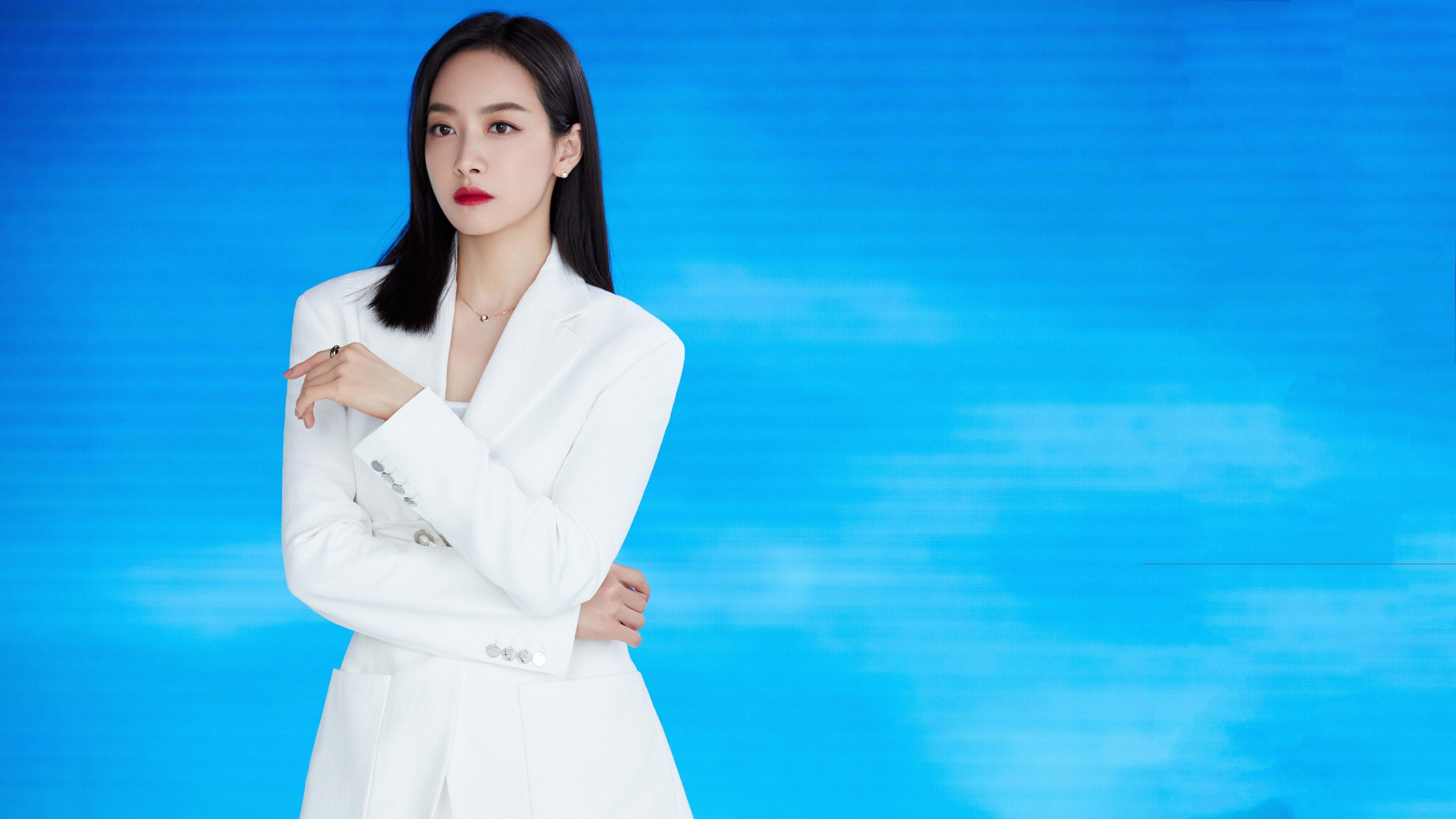 极速与绿茵的交响，F1街道赛焦点战与阿尔及利亚淘汰委内瑞拉的体育史诗