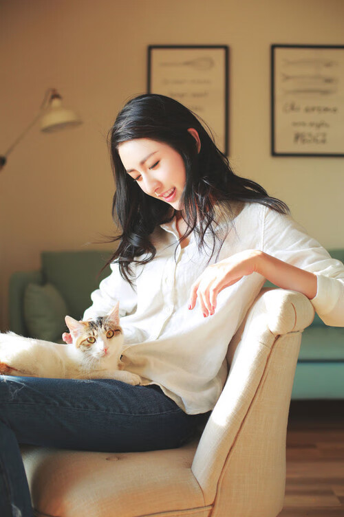 黄潜与咖啡军团的绿茵交响，基米希一锤定音谱写胜利诗篇